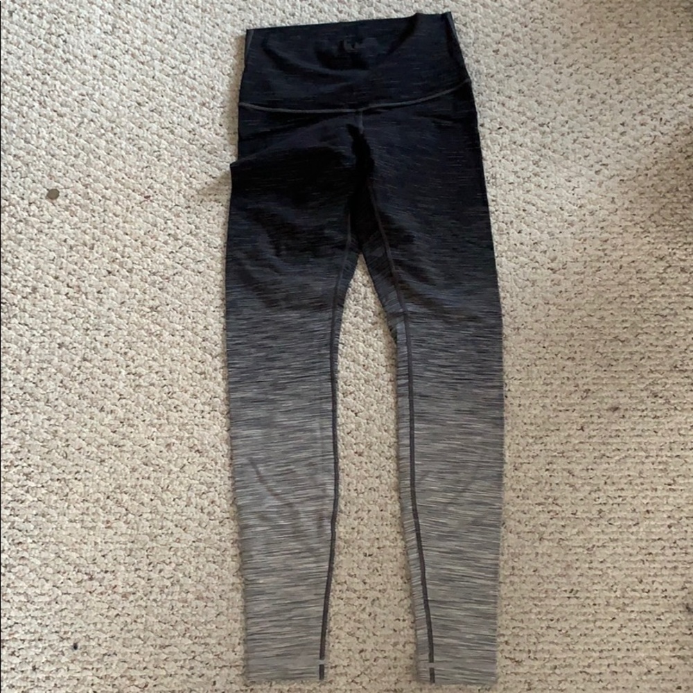 Lululemon wunder under
